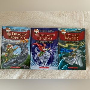 Geronimo Stilton books 📚☀️🕶️